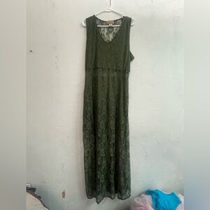 Ella Samani - Elegant Green Lace Maxi Dress